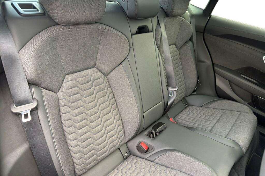 Audi E Tron GT Saloon Quattro 93.4Kwh 476 Ps Grey #22