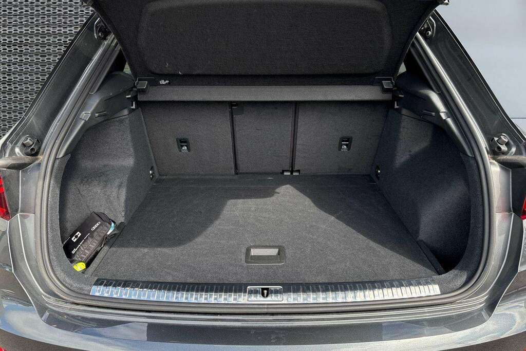 Audi Q3 35 Tdi Black Edition S Tronic 20 Alloy White #13