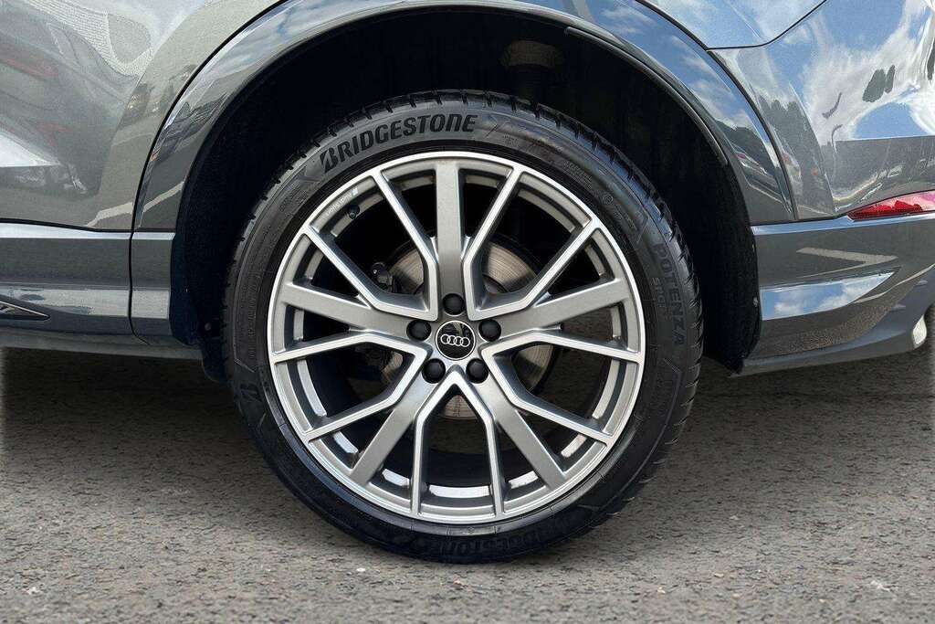 Audi Q3 35 Tdi Black Edition S Tronic 20 Alloy White #10
