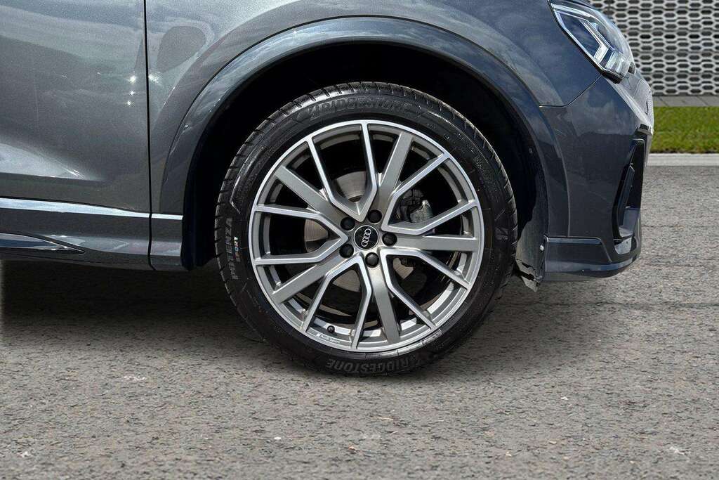 Audi Q3 35 Tfsi Black Edition S Tronic 20 Alloy 202 Grey #5
