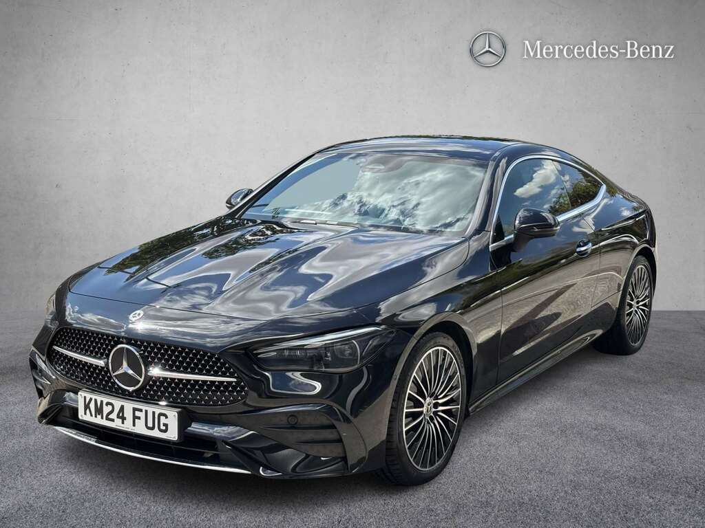 Mercedes-Benz CLE Class 300 4Matic Amg Line Premium 9G-tronic 2024 Black #3