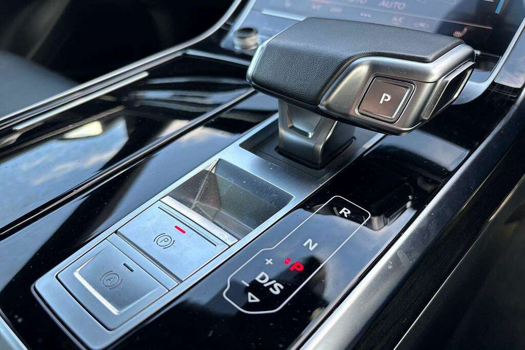 Audi Q8 55 Tfsi Quattro Vorsprung Tiptronic Black #14