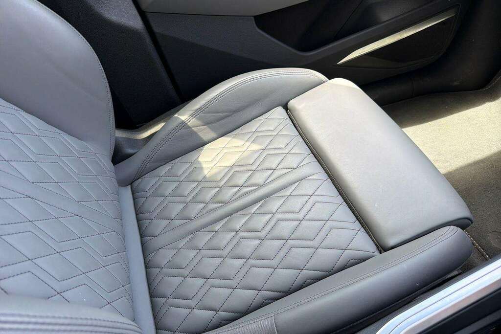 Audi Q8 e tron Sportback Sport 50 E-tron Quattro 250,00 Kw Grey #25