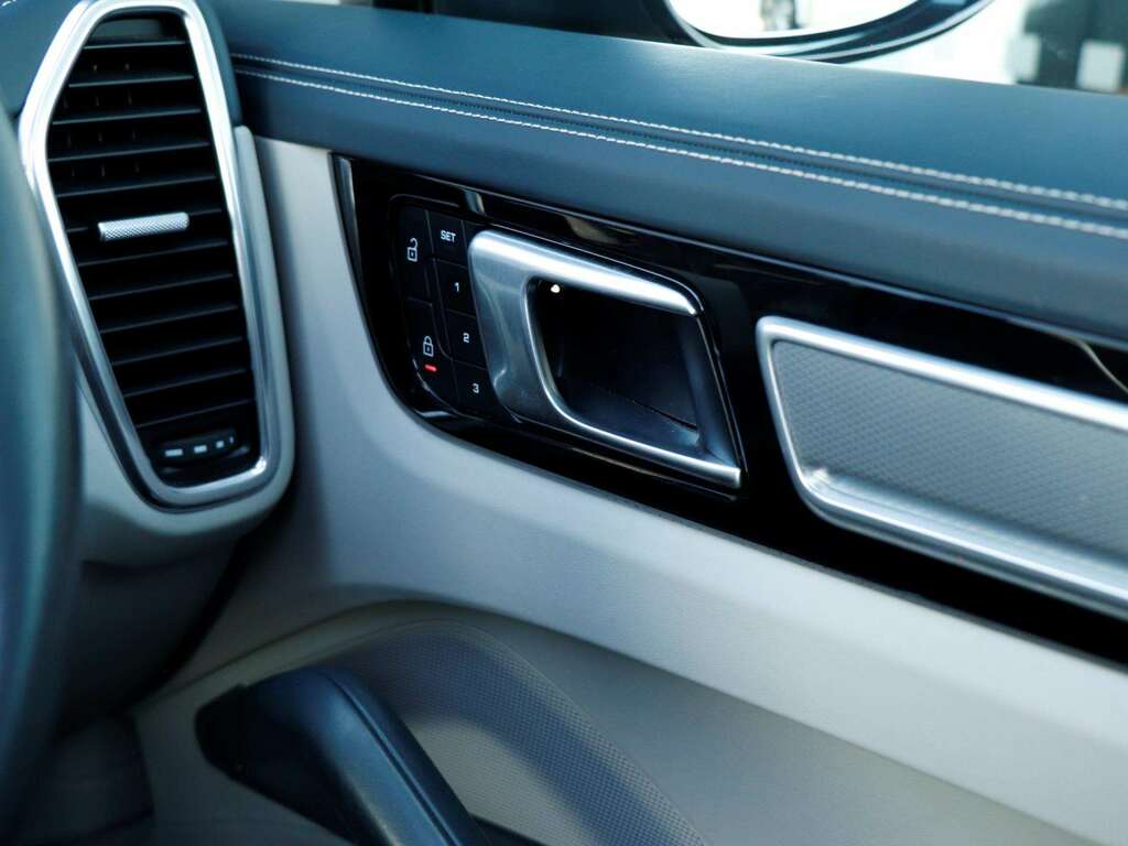 Porsche Cayenne 3.0T V6 Coupe Tiptronics 4Wd Euro 6 S RO22LJE Black #20