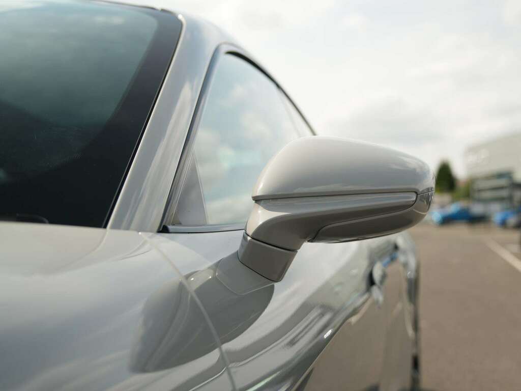 Porsche Taycan Taycan 4 Cross Black #36