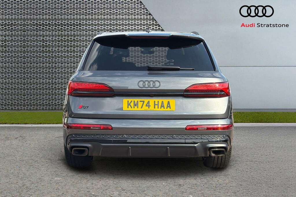 Audi Q7 Sq7 Tfsi Quattro Black Edition Tiptronic 2024 White #7