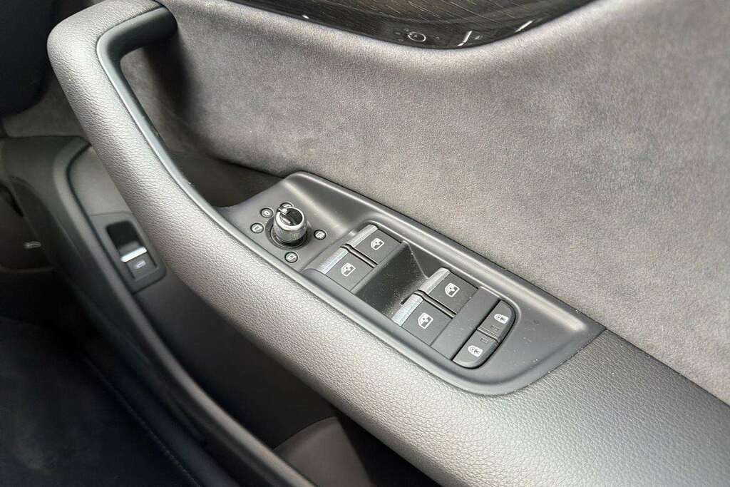 Audi Q7 Sq7 Tfsi Quattro Black Edition Tiptronic 2024 White #14