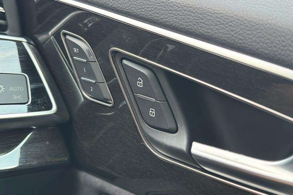 Audi Q7 Sq7 Tfsi Quattro Black Edition Tiptronic 2024 White #34