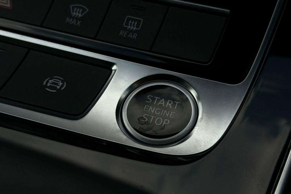 Audi Q7 Sq7 Tfsi Quattro Black Edition Tiptronic 2024 White #29