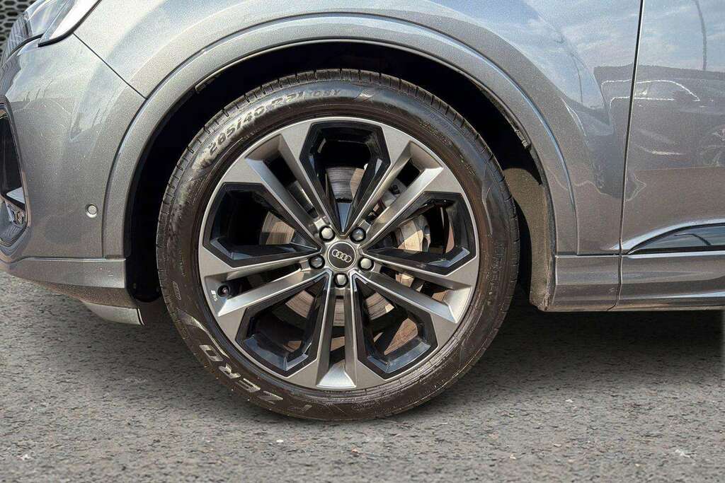 Audi Q7 Sq7 Tfsi Quattro Black Edition Tiptronic 2024 White #9