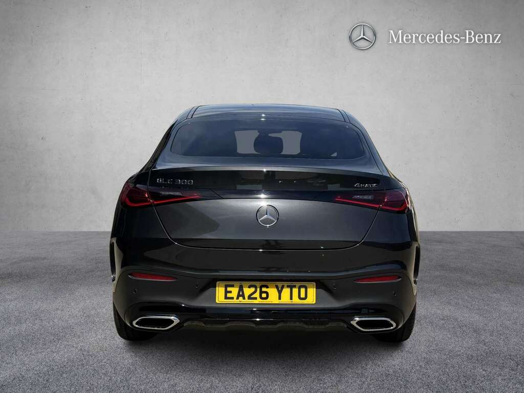 Mercedes-Benz GLC Class Glc 300 4Matic Amg Line Prem Plus 9G-tronic 20  #4