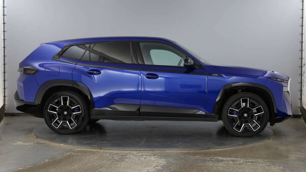 BMW XM 50E 2025 Blue #3