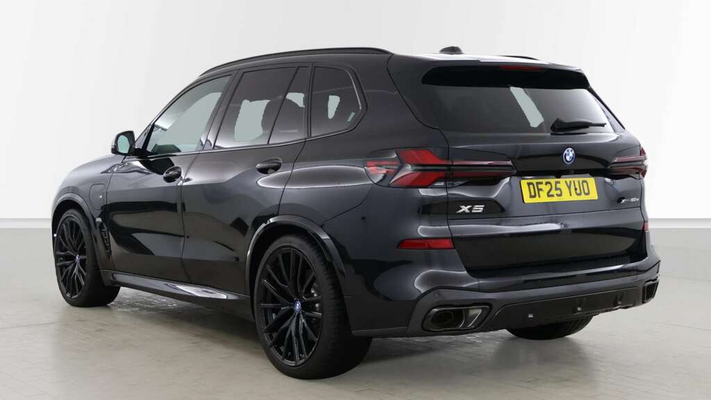 BMW X5 Xdrive50e M Sport 2025 Black #3