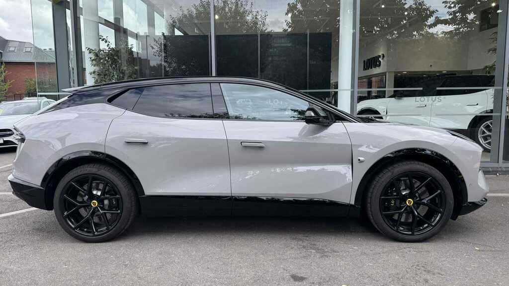 Lotus Eletre 450Kw 600 Gt Se 112Kwh 2026 Grey #2