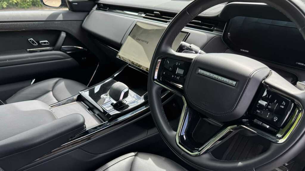 Land Rover Range Rover Sport 3.0 D300 Dynamic Se Black #10