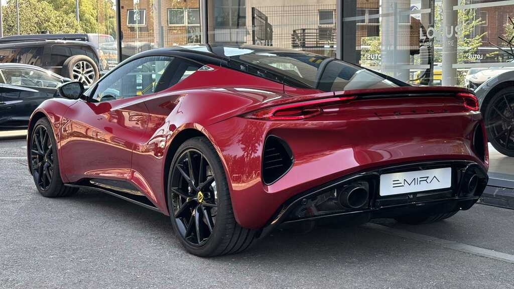 Lotus Emira 3.5 V6 First Edition 2026 Red #4