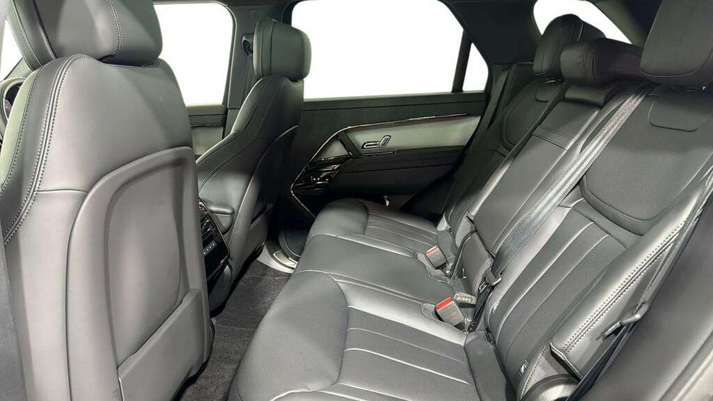 Land Rover Range Rover Sport 3.0 D300 Dynamic Se 2026 Grey #4