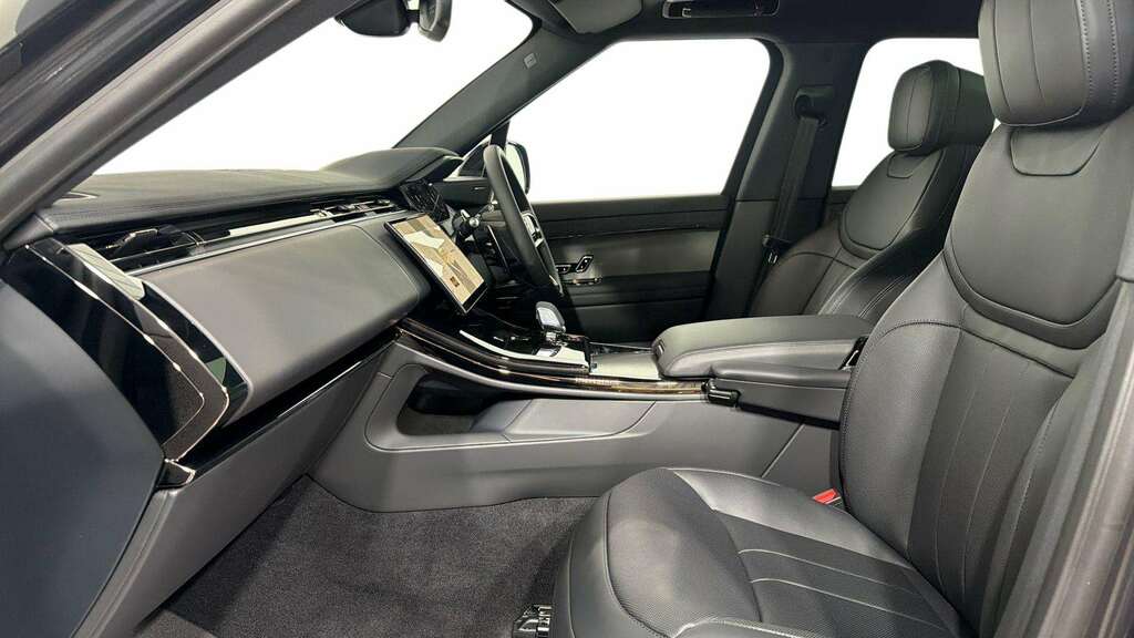 Land Rover Range Rover Sport 3.0 D300 Dynamic Se 2026 Grey #3