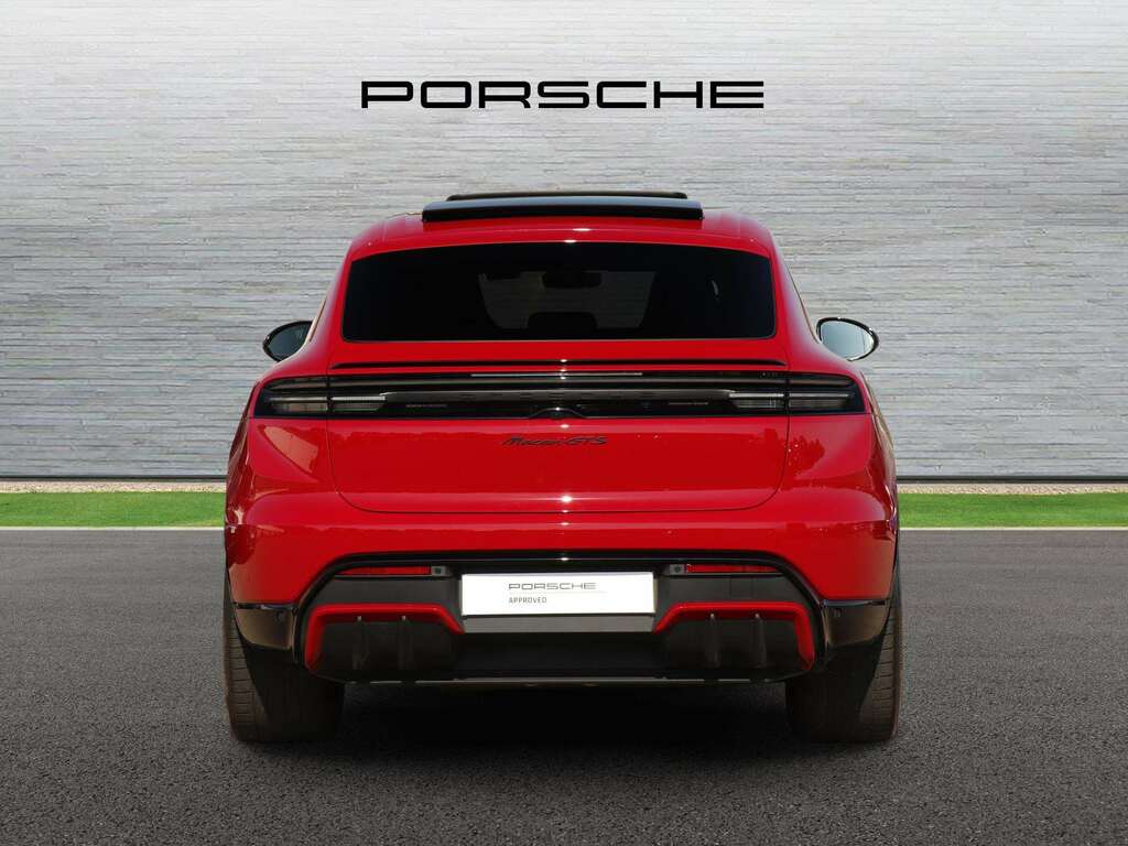 Porsche Macan 100Kwh Gts Suv 4Wd 571 Ps 2026 Red #4