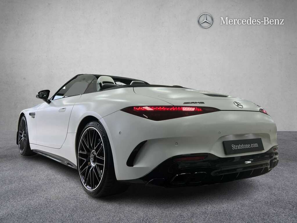 Mercedes-Benz SL Class Sl 63 4Matic Performance 2023 White #2