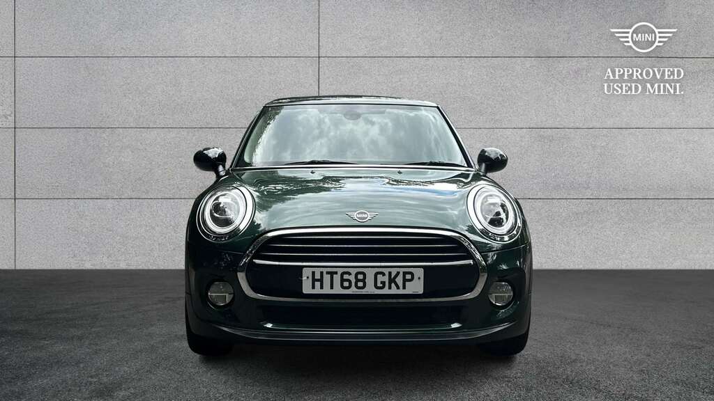 Mini Hatch 1.5 Cooper Classic II Comfortnav Pack 2018 Green #2