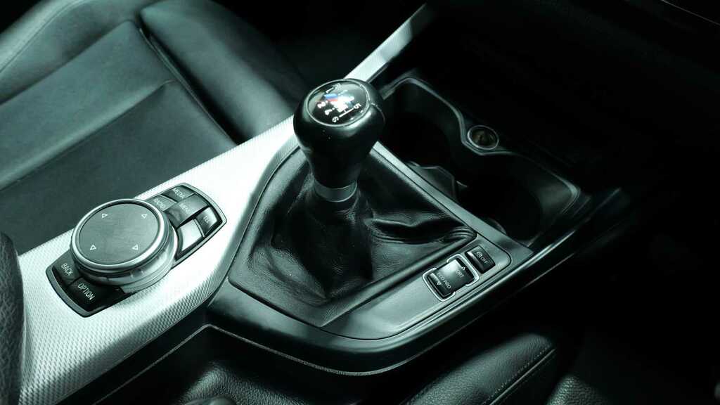 BMW 1 Series 116I Sport White #10