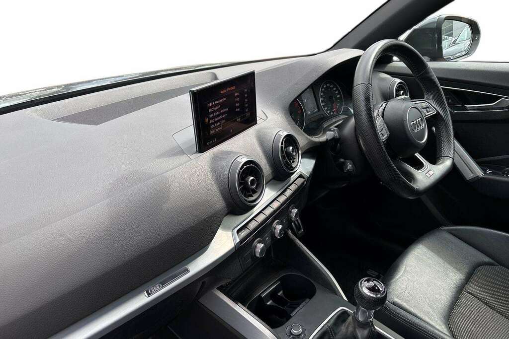 Audi Q2 1.0 Tfsi S Line 2018 Grey #2
