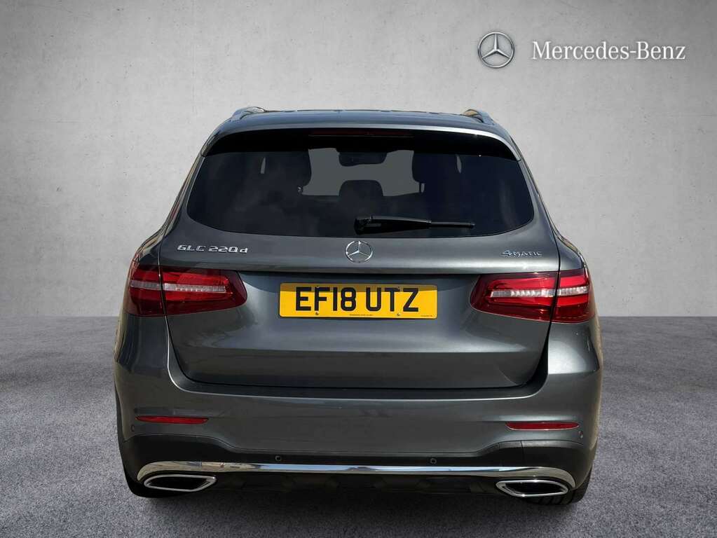Mercedes-Benz GLC Class 220D 4Matic Amg Line Premium 9G-tronic 2018 Grey #4