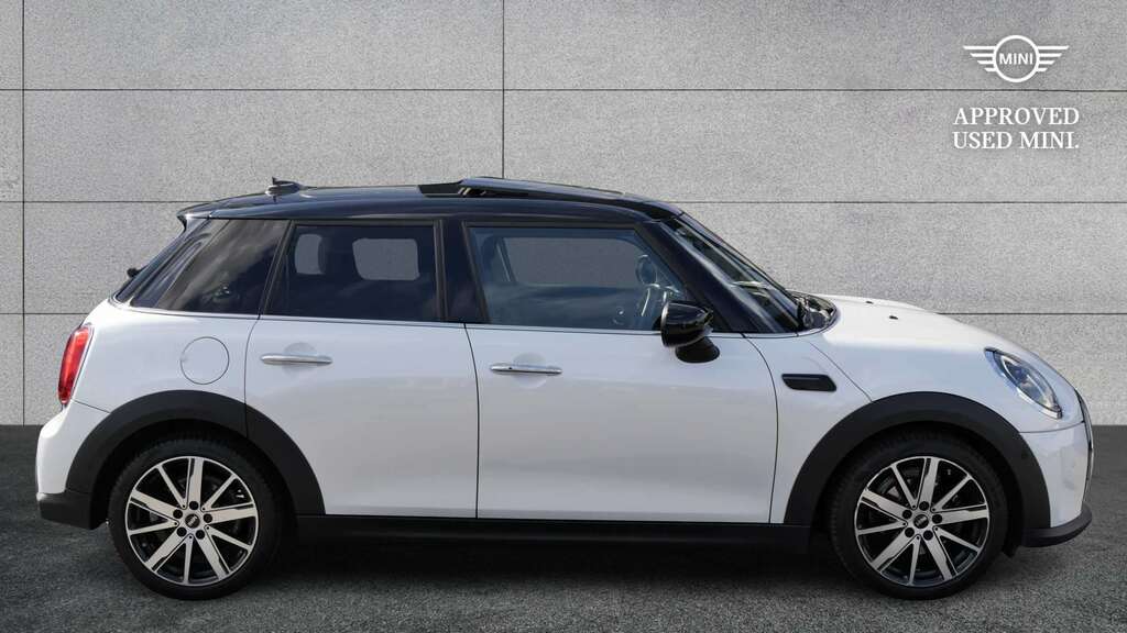 Mini Hatch 1.5 Cooper Classic Premium Plus 2022 White #2