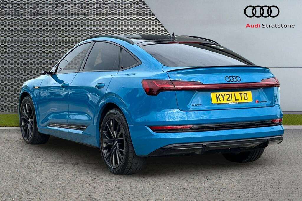Audi E-tron 300Kw 55 Quattro 95Kwh Launch Edition 202 Blue #3