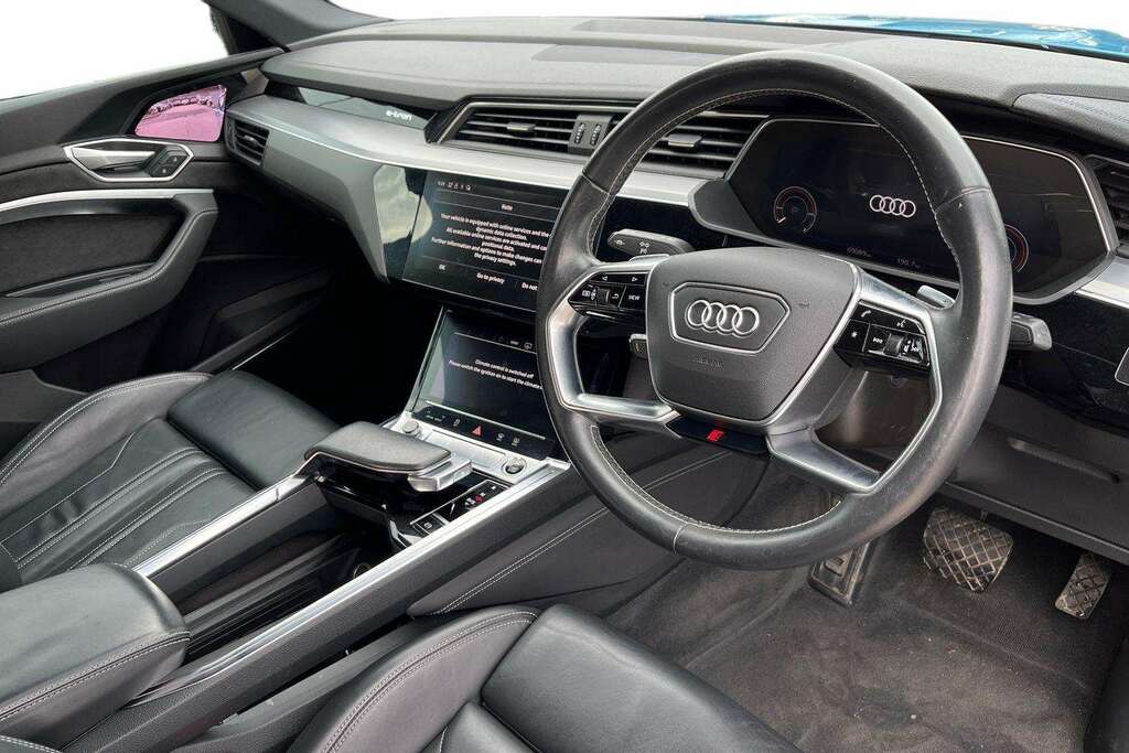 Audi E-tron 300Kw 55 Quattro 95Kwh Launch Edition 202 Blue #6