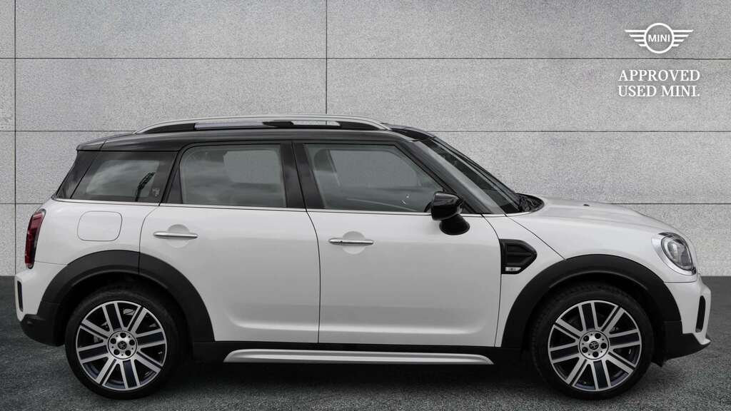 Mini Countryman 1.5 Cooper Exclusive Premium 2023 White #3