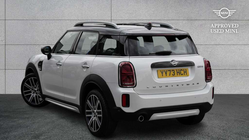 Mini Countryman 1.5 Cooper Exclusive Premium 2023 White #2