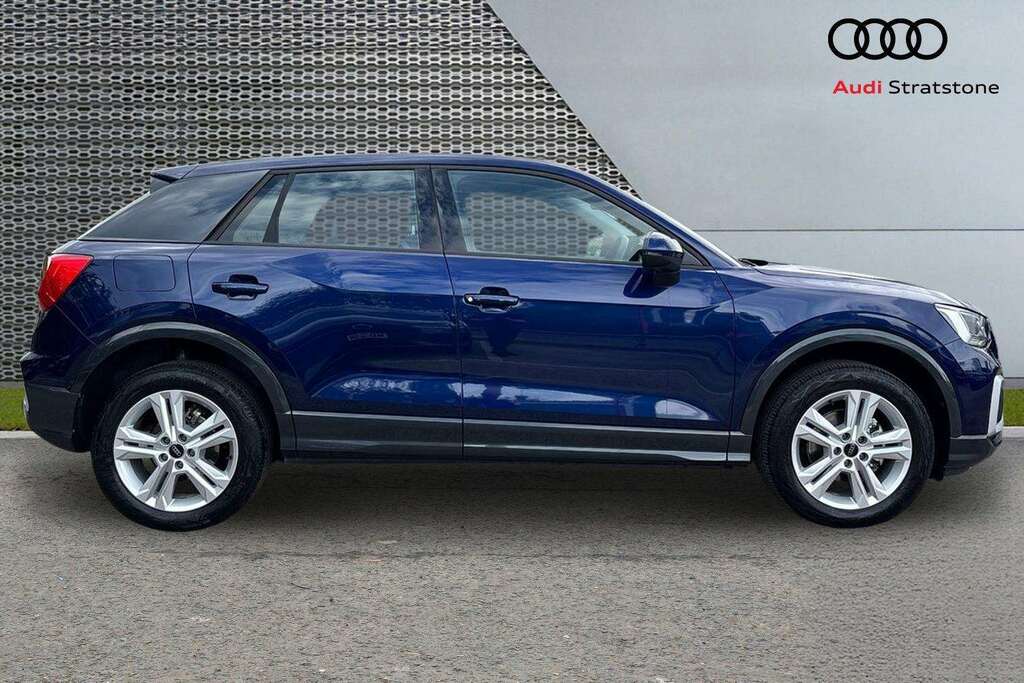 Audi Q2 35 Tfsi Sport S Tronic 2025 Blue #4