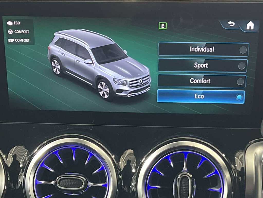 Mercedes-Benz GLB Class 220D 4M Amg Line Prem Night Ed 8G-tronic Silver #33