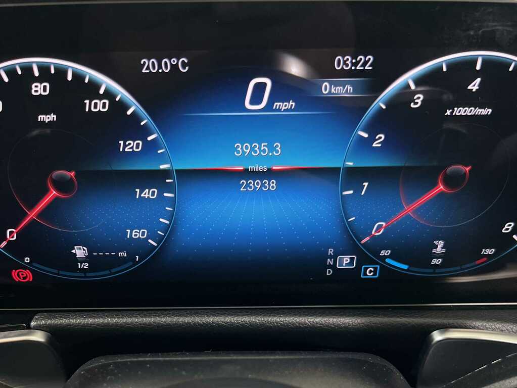 Mercedes-Benz GLB Class 220D 4M Amg Line Prem Night Ed 8G-tronic Silver #18