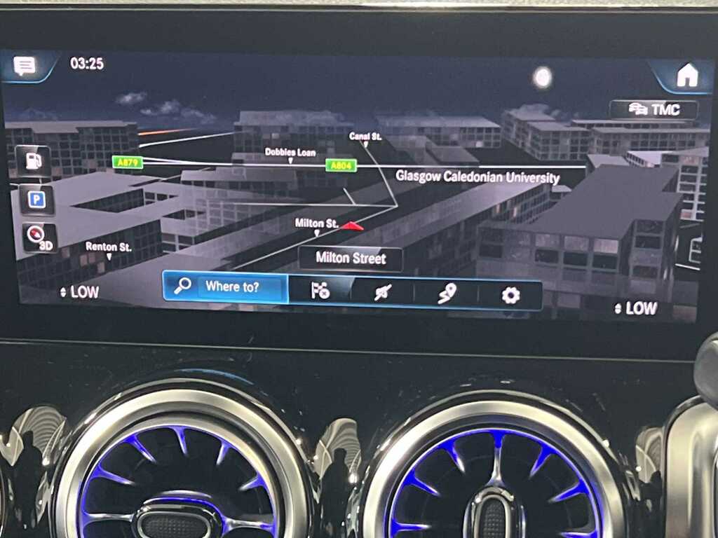 Mercedes-Benz GLB Class 220D 4M Amg Line Prem Night Ed 8G-tronic Silver #27