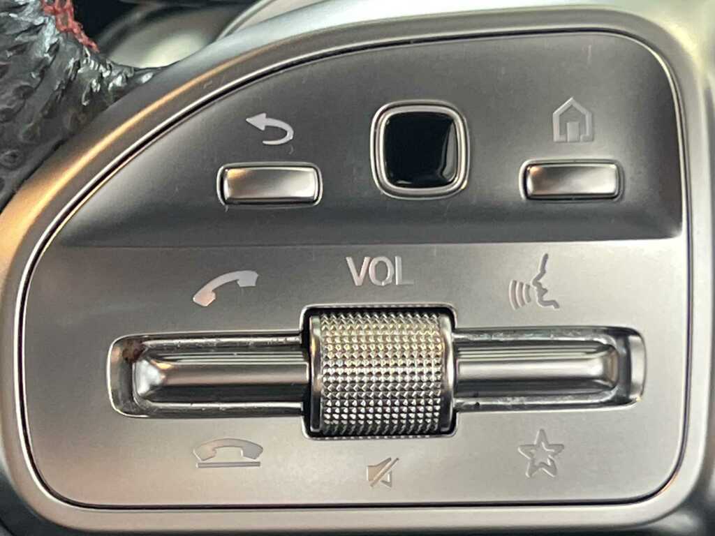 Mercedes-Benz GLB Class 220D 4M Amg Line Prem Night Ed 8G-tronic Silver #16