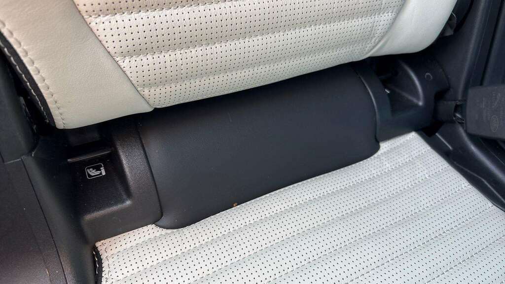 Land Rover Discovery Sport D200 Dynamic Hse Silicon Silver Silver #34