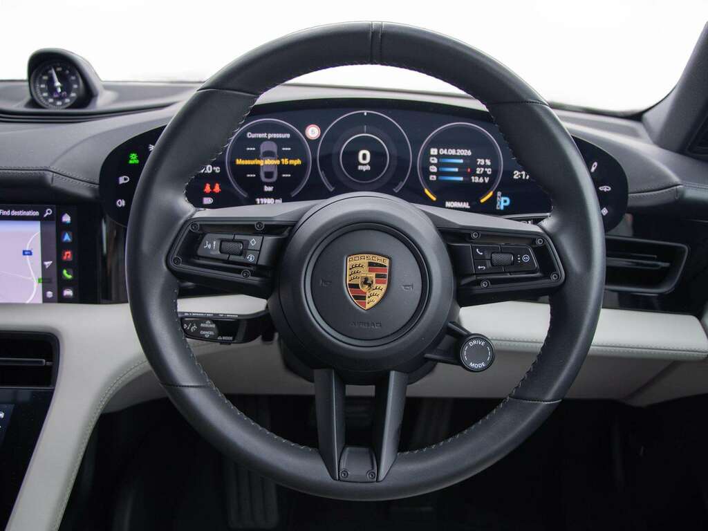 Porsche Taycan Performance Plus 93.4Kwh 4S Saloon Au #19