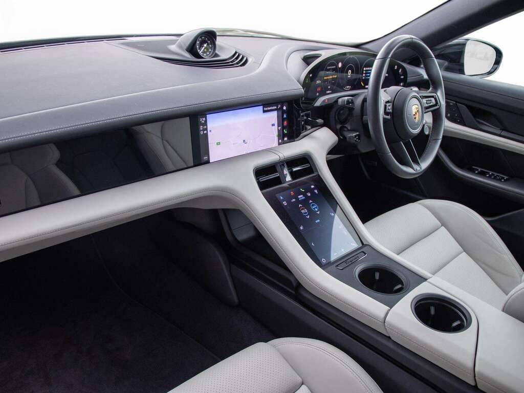 Porsche Taycan 4S 93Kwh 2022 Black #3