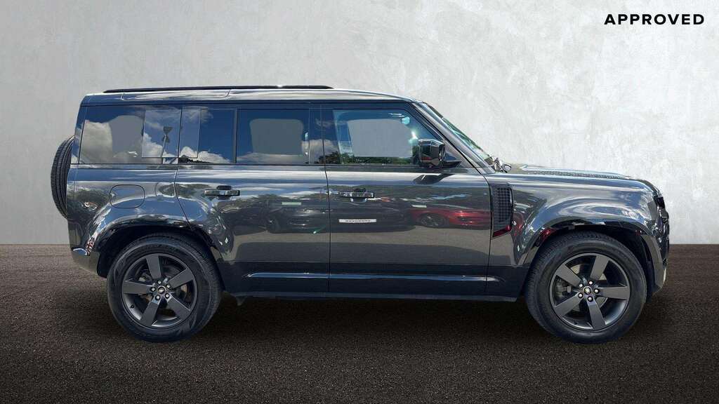Land Rover Defender 110 3.0 D250 X-dynamic Se 110 2025 Grey #5