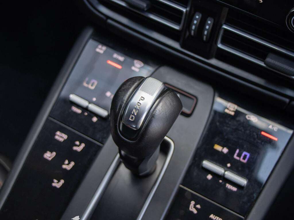 Porsche Macan Pdk Euro 6 Blue #27