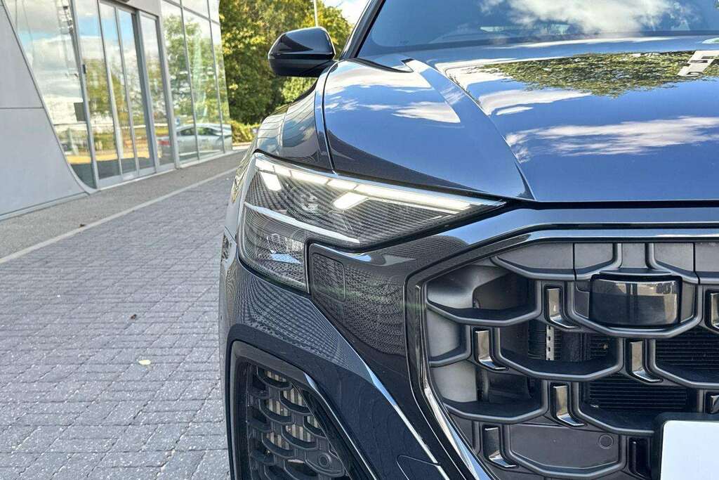 Audi Q8 Audi Q8 Suv Black Edition 50 Tdi Quattro 286 Ps Ti Grey #36