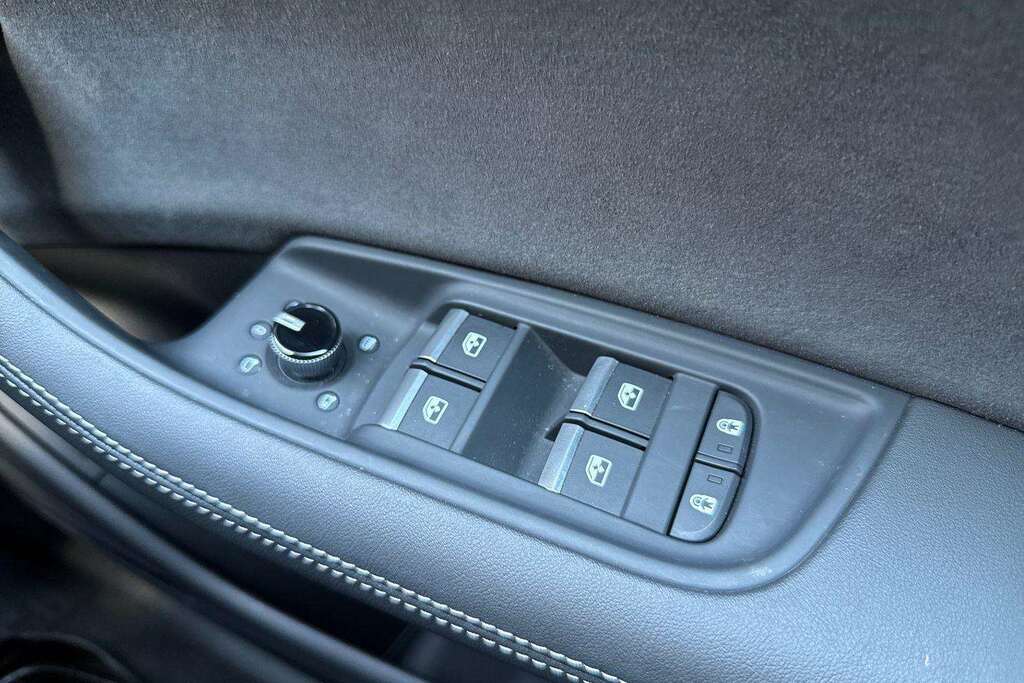 Audi Q8 Audi Q8 Suv Black Edition 50 Tdi Quattro 286 Ps Ti Grey #14