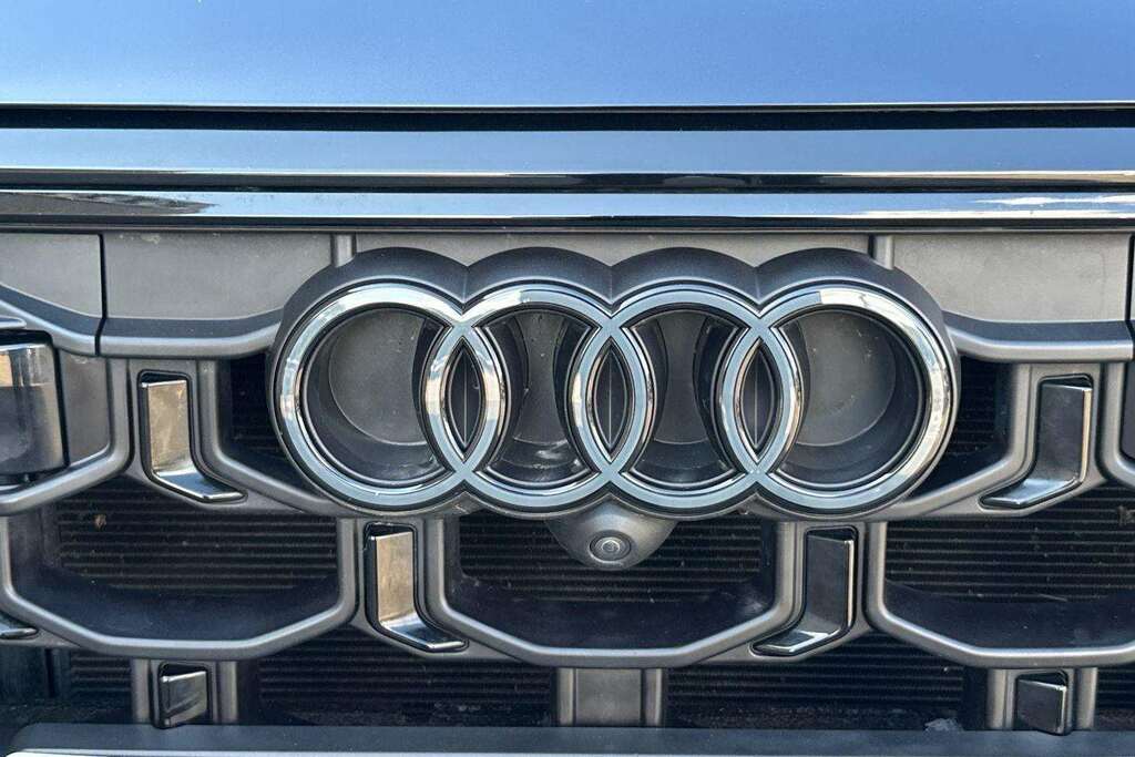 Audi Q8 Audi Q8 Suv Black Edition 50 Tdi Quattro 286 Ps Ti Grey #35