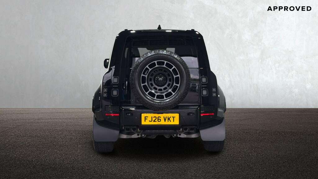 Land Rover Defender 110 4.4 P635 Octa Black 110 2026 Black #6