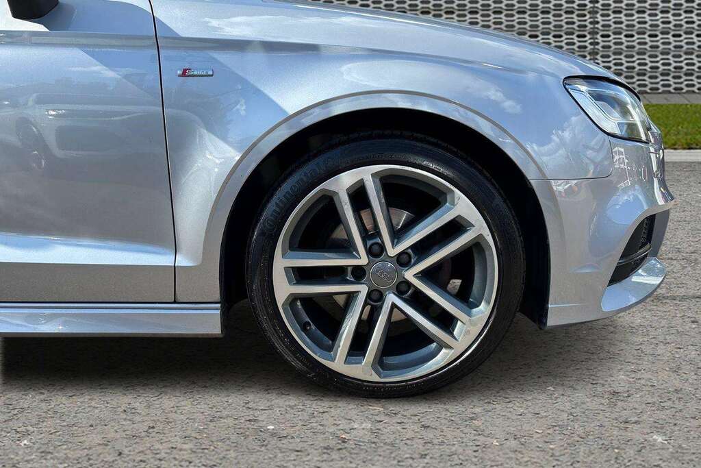 Audi A3 35 Tfsi S Line Tech Pack 2019 Silver #5