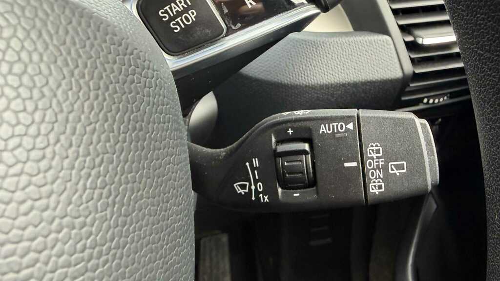BMW i3 125Kw 42Kwh Suite Interior World Silver #25