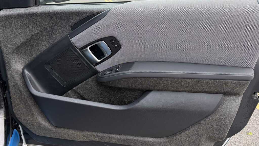 BMW i3 125Kw 42Kwh Suite Interior World Silver #24